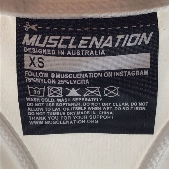 MUSCLENATION White Razorback Tank NWT SIZE XS - Picture 3 of 4